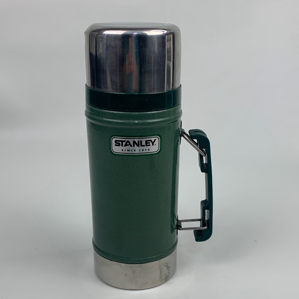 Stanley Classic Retro Green Thermos with Silver Accents Handle Lid 24oz